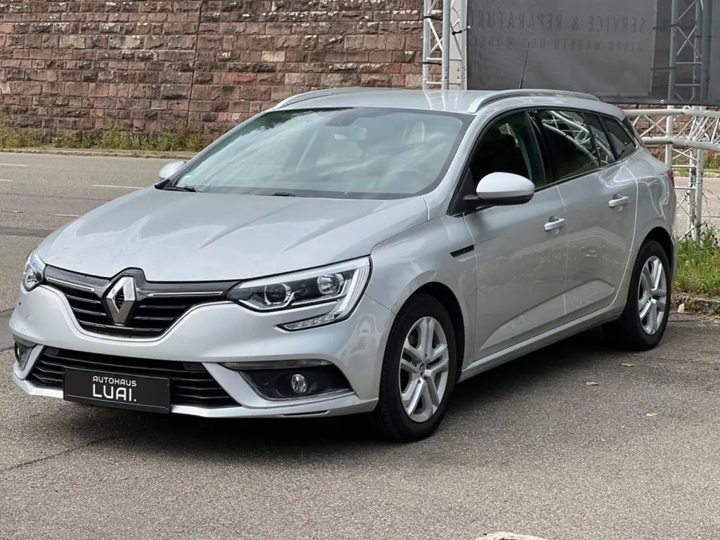 Photo 1 : Renault Megane 2019 Petrol