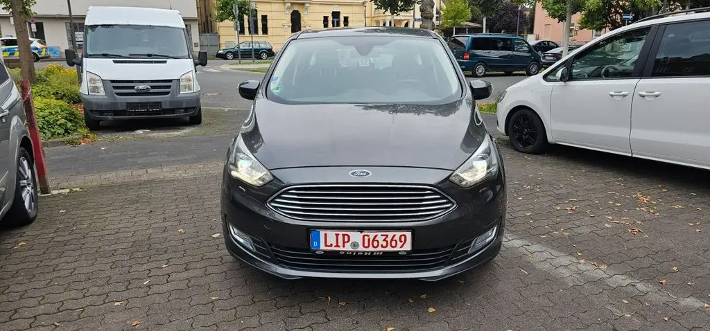 Photo 1 : Ford C-max 2016 Essence