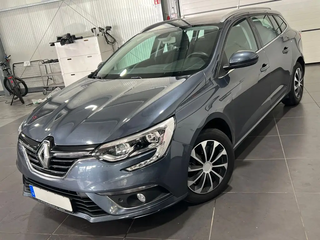 Photo 1 : Renault Megane 2018 Diesel