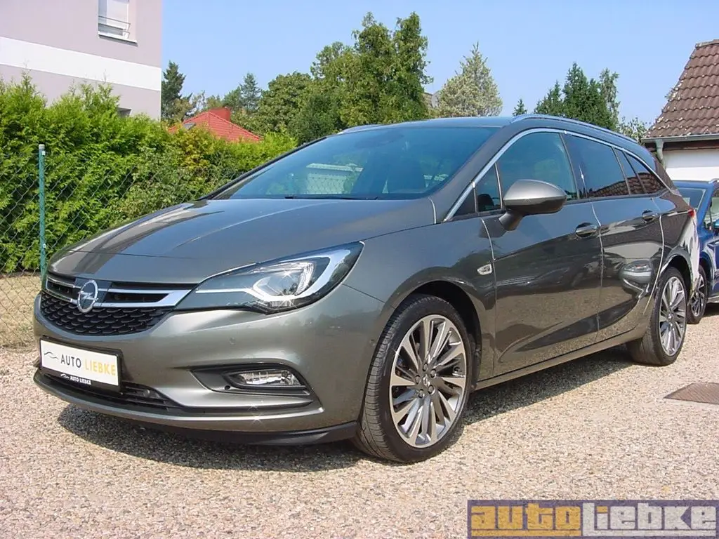 Photo 1 : Opel Astra 2017 Essence