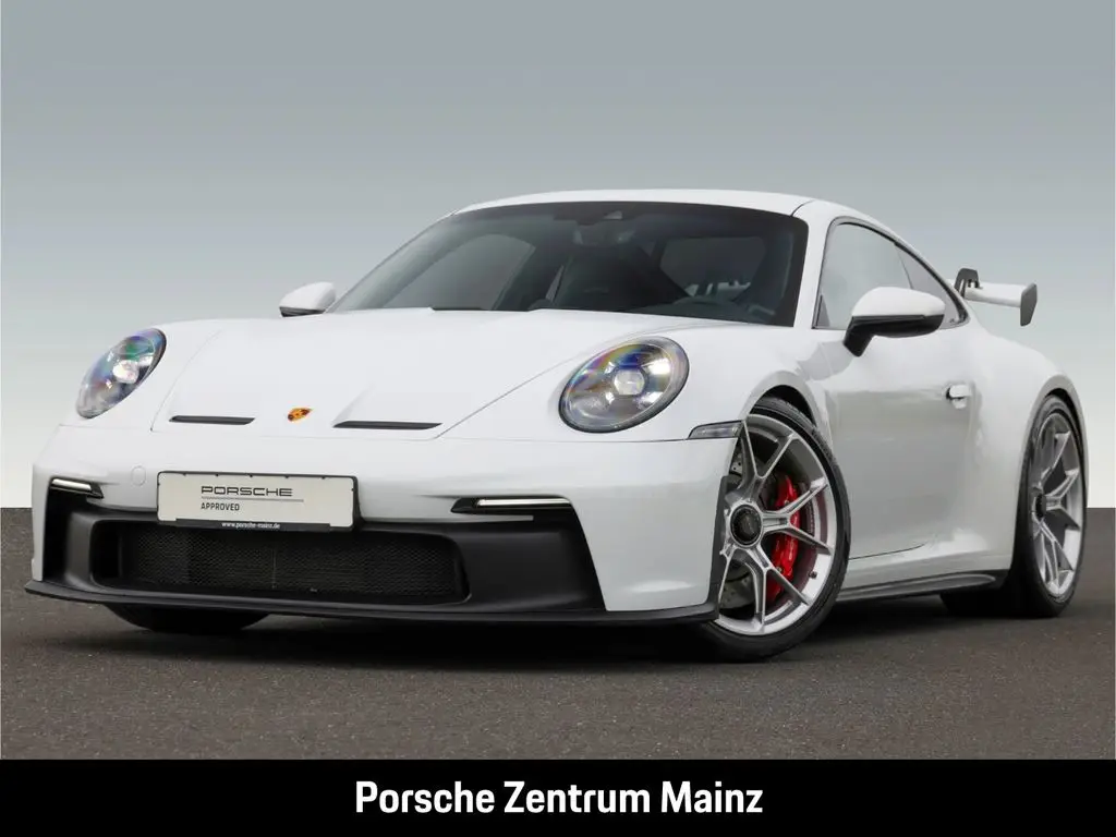 Photo 1 : Porsche 992 2022 Essence