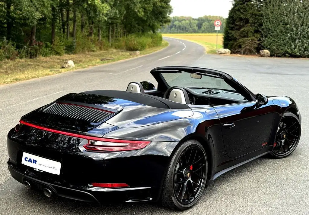 Photo 1 : Porsche 991 2019 Essence