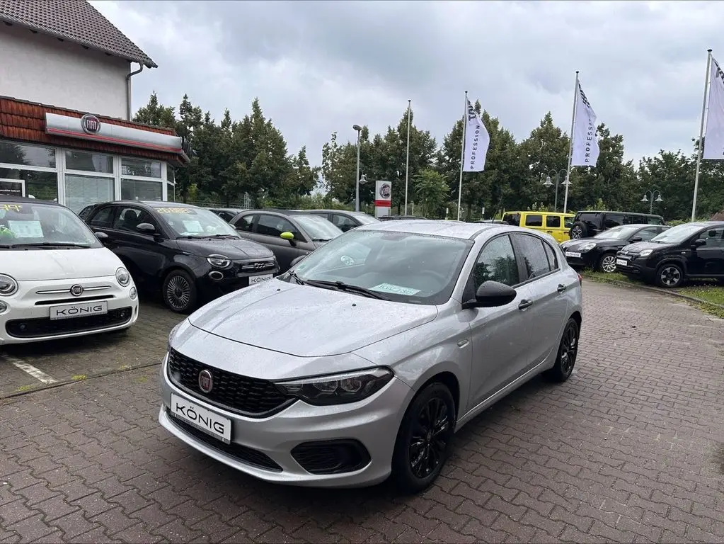 Photo 1 : Fiat Tipo 2020 Essence