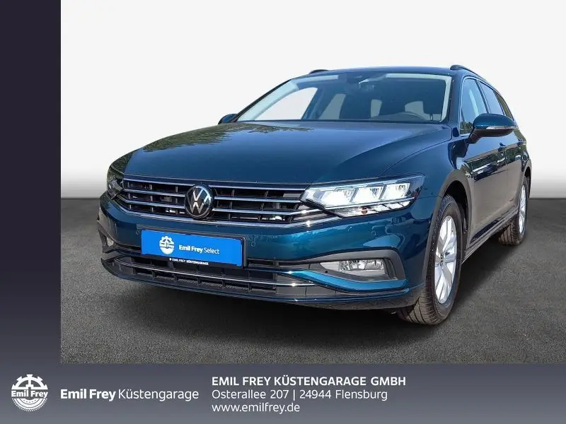 Photo 1 : Volkswagen Passat 2023 Essence