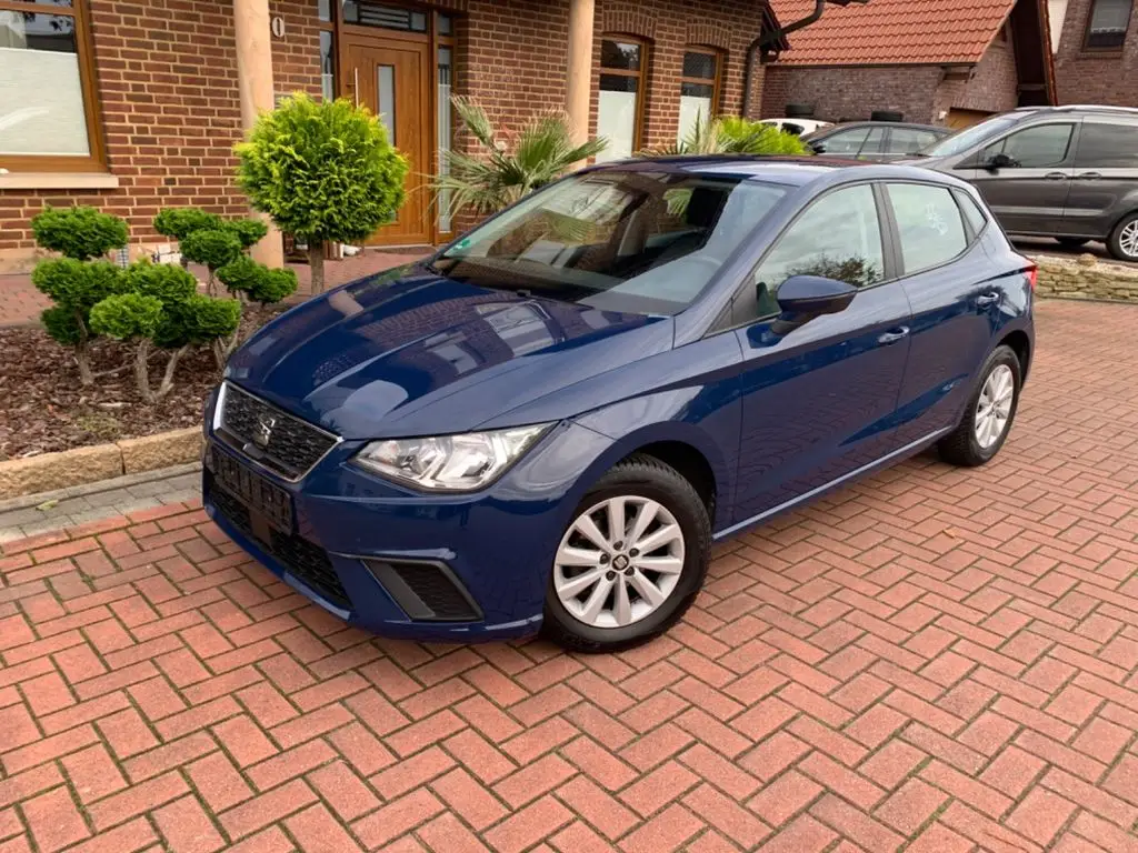 Photo 1 : Seat Ibiza 2017 Petrol