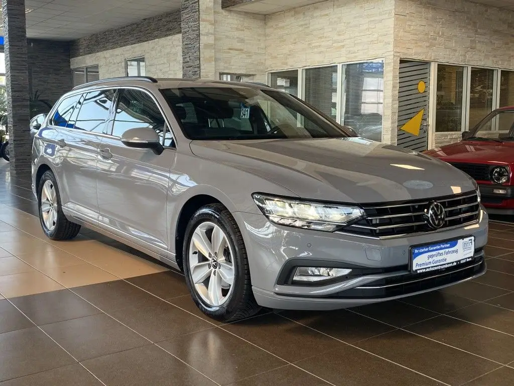 Photo 1 : Volkswagen Passat 2023 Diesel