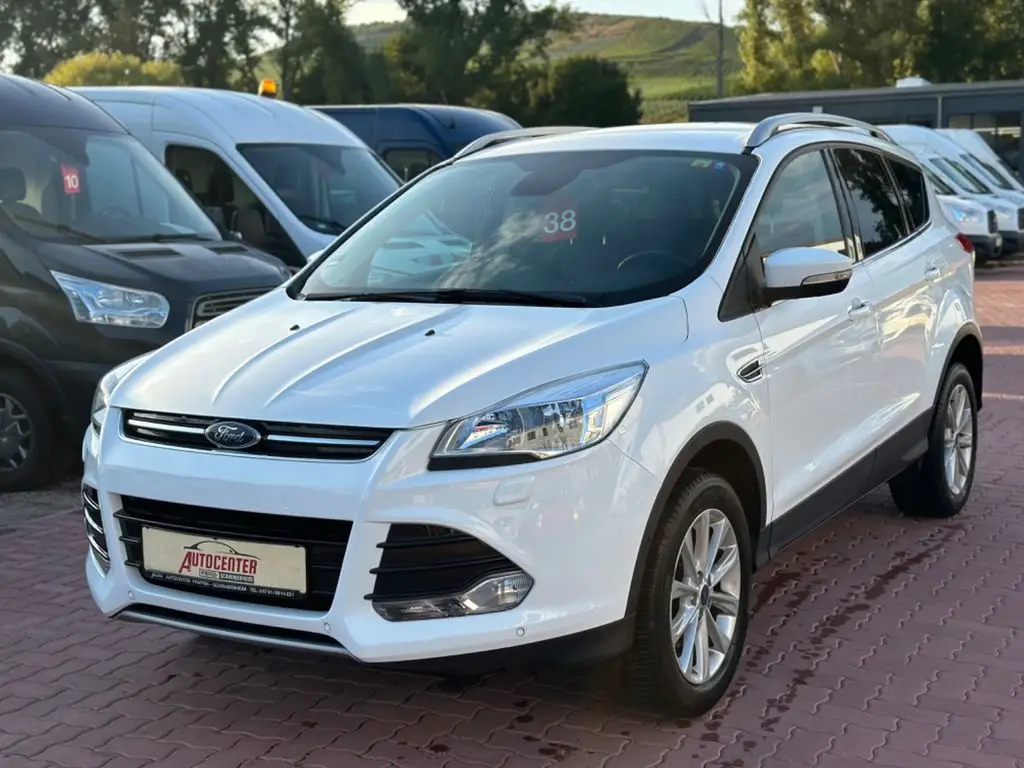 Photo 1 : Ford Kuga 2016 Petrol