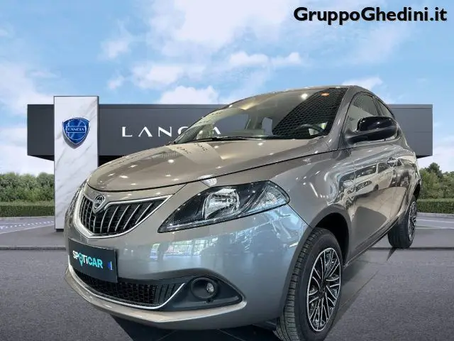 Photo 1 : Lancia Ypsilon 2021 Autres