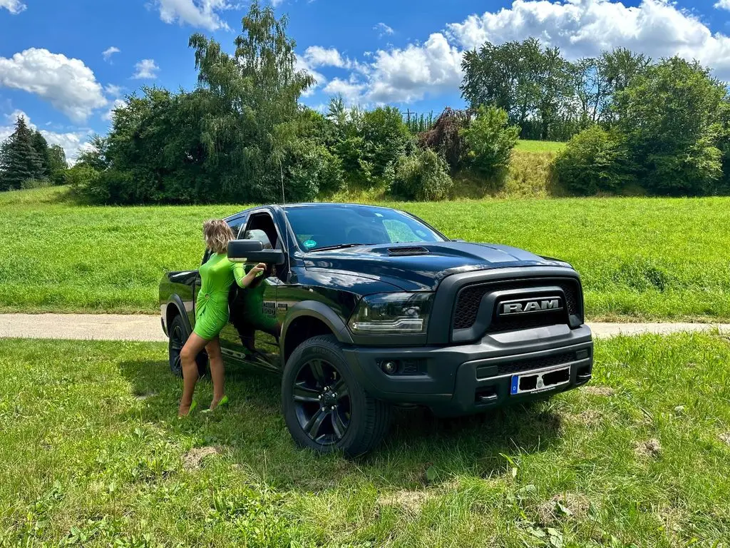 Photo 1 : Dodge Ram 2021 Petrol