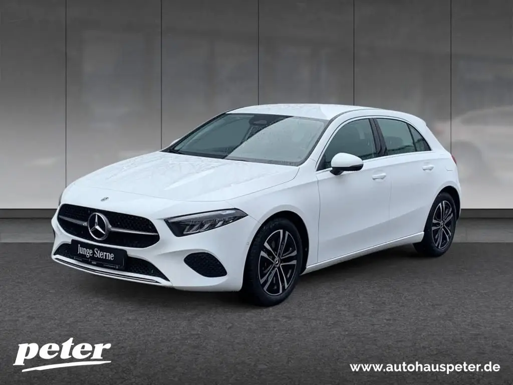 Photo 1 : Mercedes-benz Classe A 2023 Essence