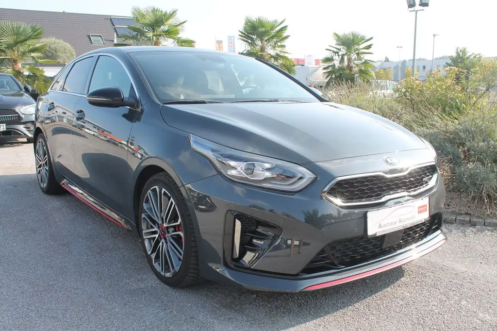 Photo 1 : Kia Proceed 2021 Essence