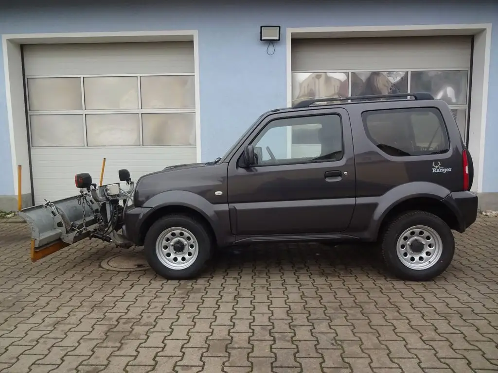 Photo 1 : Suzuki Jimny 2016 Petrol