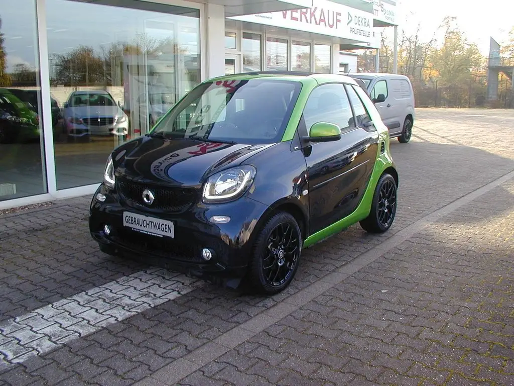 Photo 1 : Smart Fortwo 2017 Non renseigné