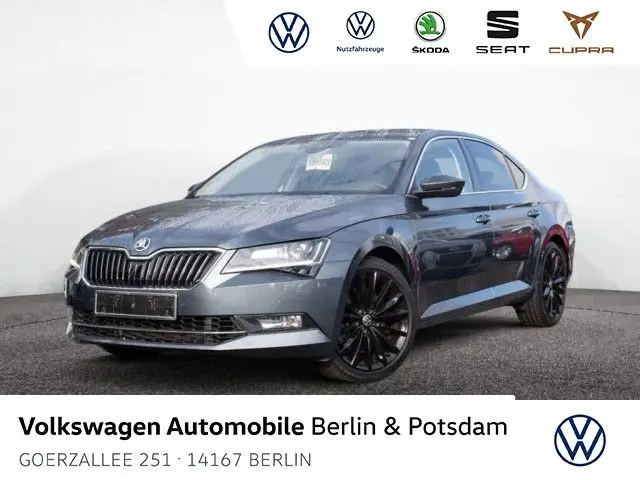 Photo 1 : Skoda Superb 2016 Petrol