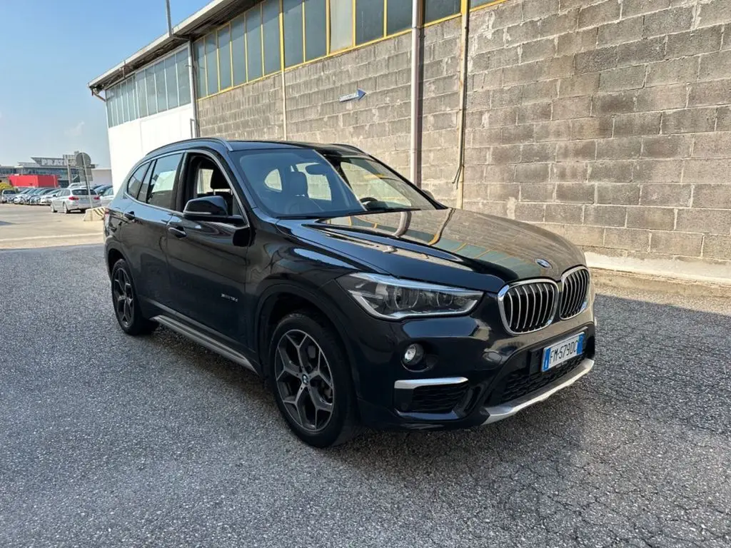 Photo 1 : Bmw X1 2018 Diesel