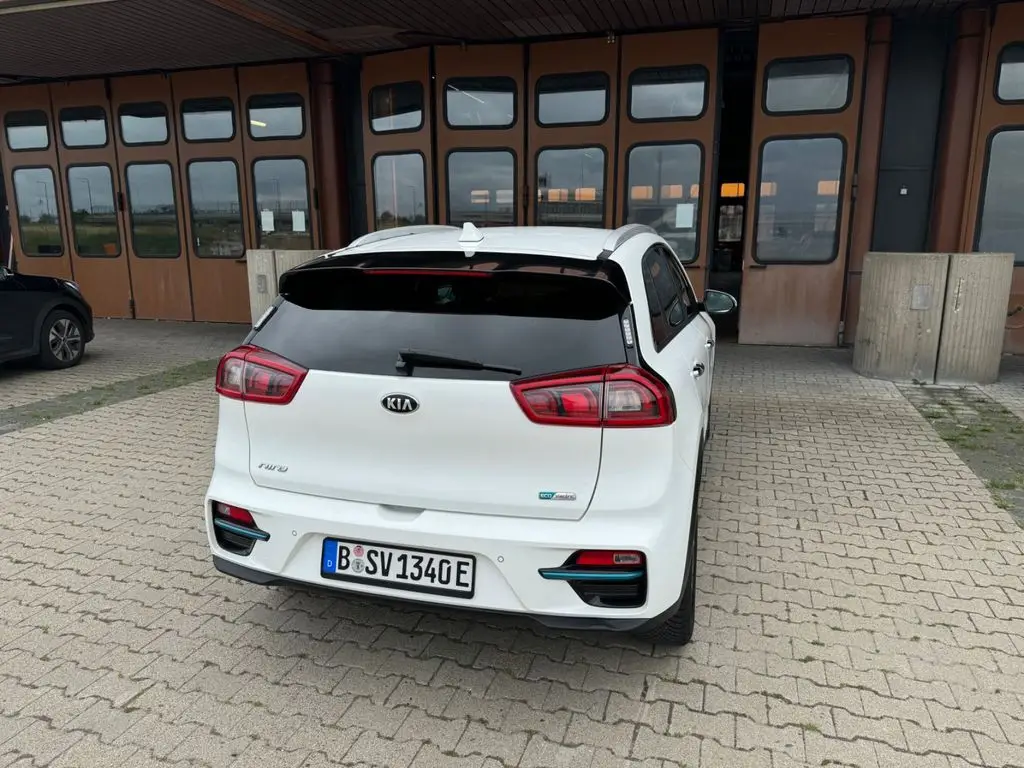 Photo 1 : Kia Niro 2018 Not specified