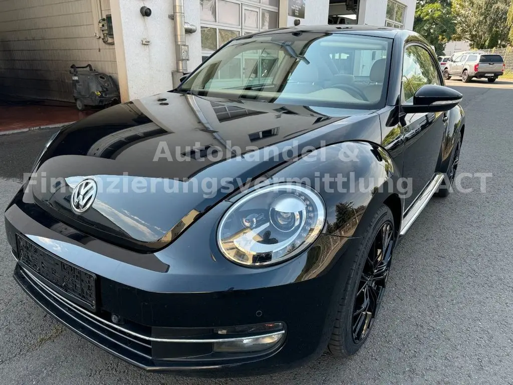 Photo 1 : Volkswagen Beetle 2015 Petrol