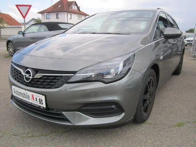 Photo 1 : Opel Astra 2021 Petrol