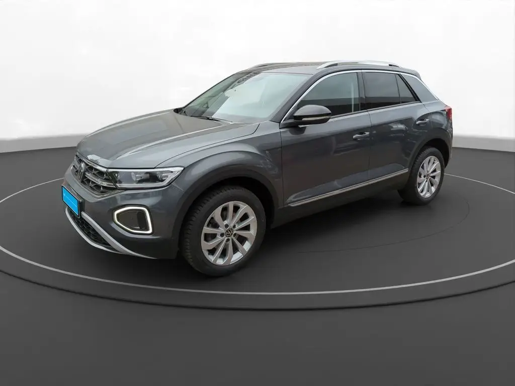 Photo 1 : Volkswagen T-roc 2023 Petrol