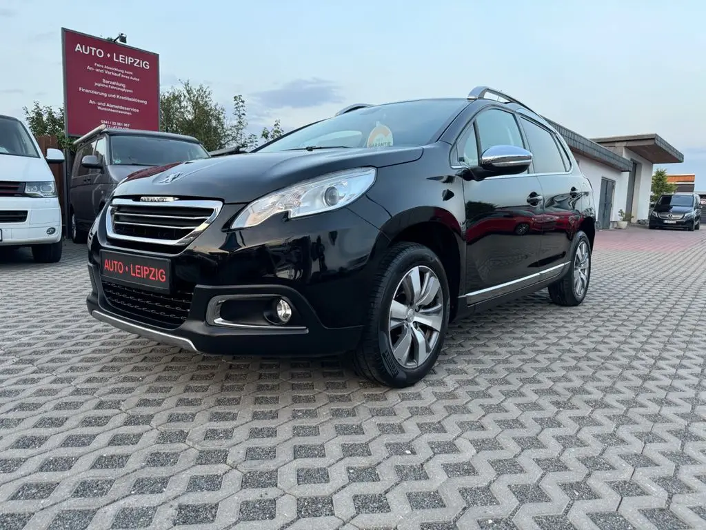 Photo 1 : Peugeot 2008 2015 Petrol