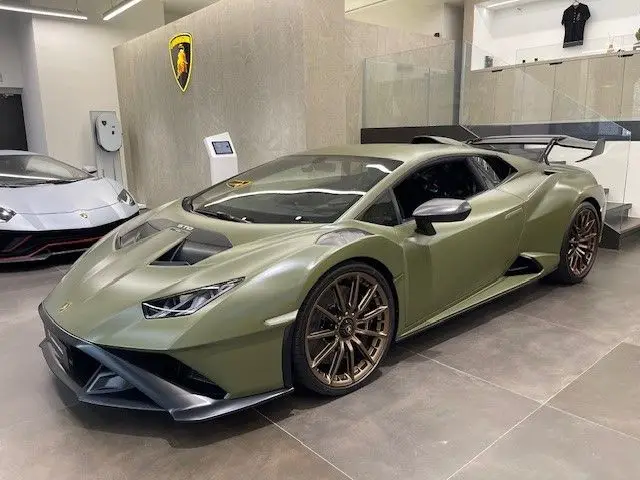 Photo 1 : Lamborghini Huracan 2022 Petrol