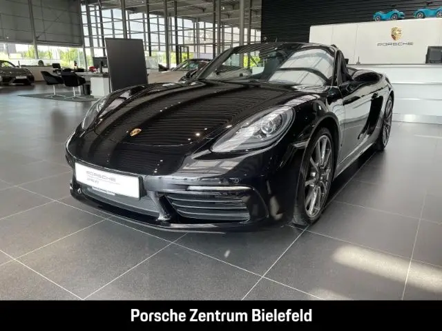 Photo 1 : Porsche Boxster 2017 Essence