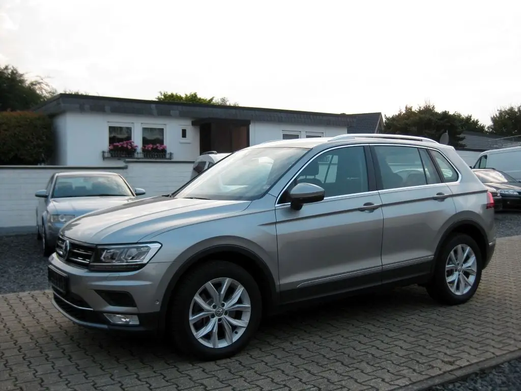 Photo 1 : Volkswagen Tiguan 2016 Diesel