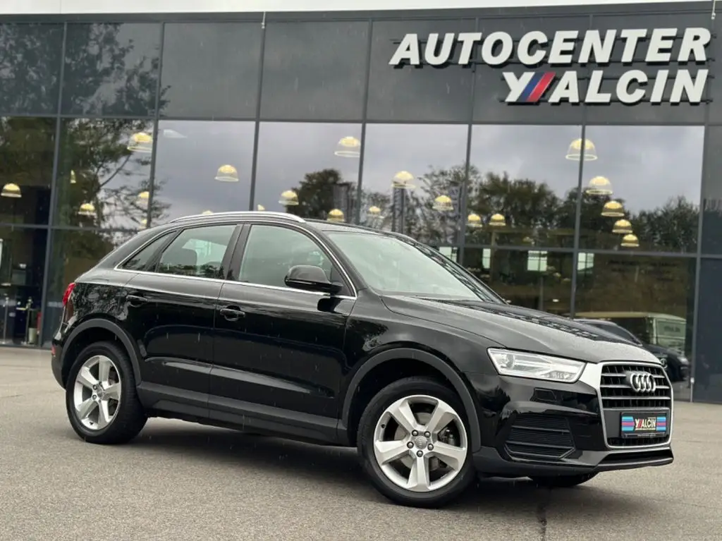 Photo 1 : Audi Q3 2017 Petrol