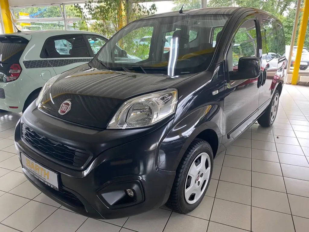 Photo 1 : Fiat Qubo 2019 Petrol