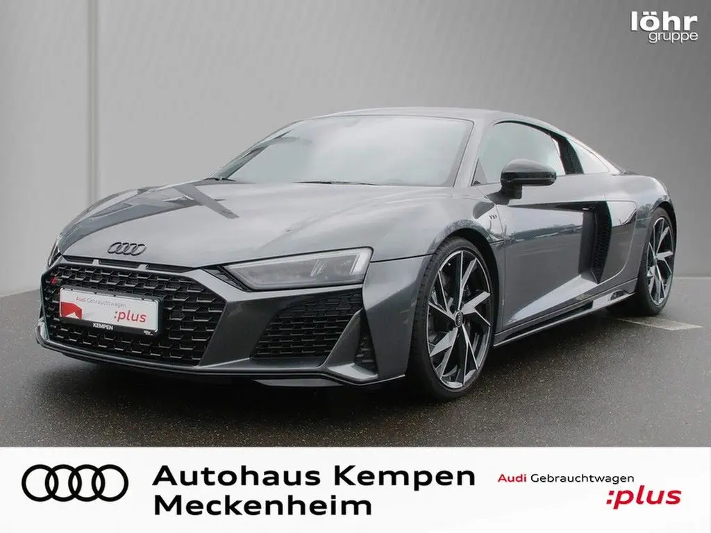 Photo 1 : Audi R8 2024 Petrol