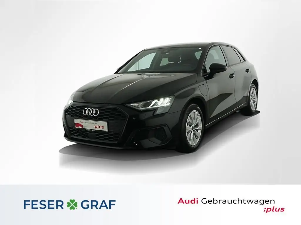 Photo 1 : Audi A3 2021 Hybrid