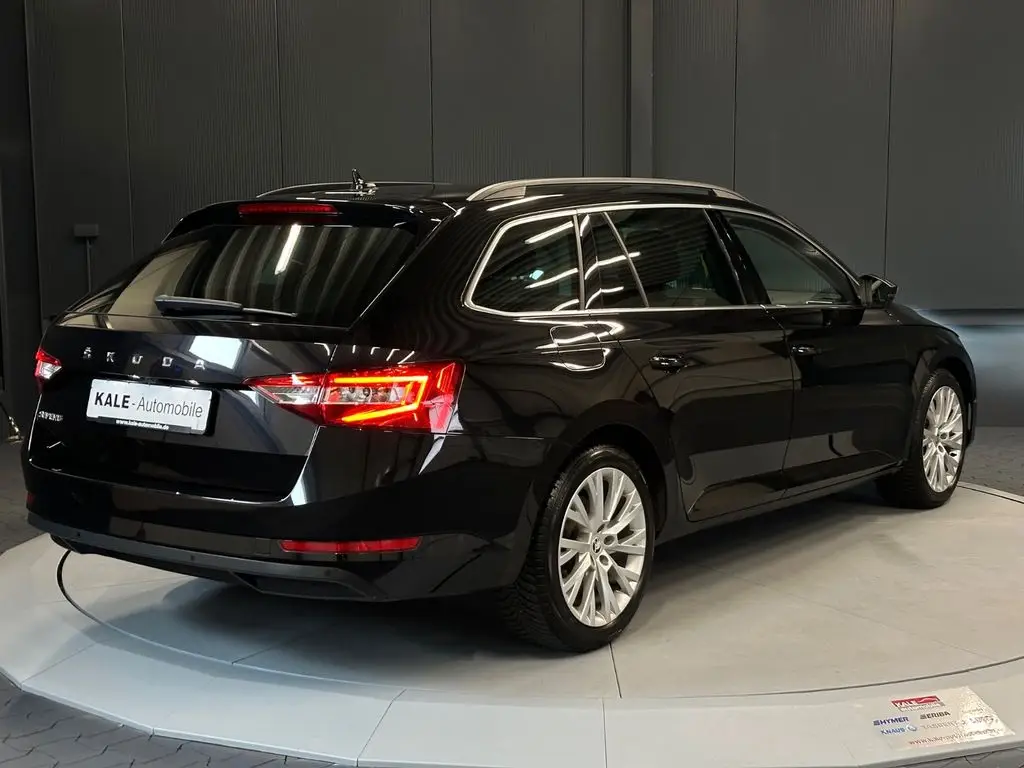 Photo 1 : Skoda Superb 2023 Diesel