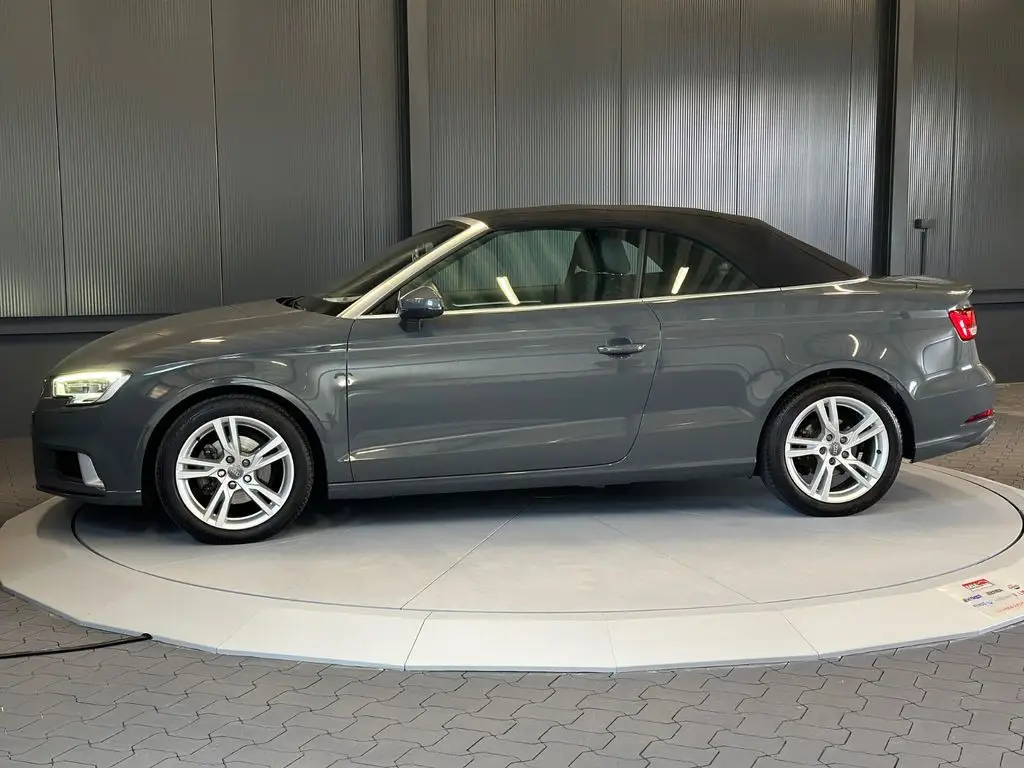 Photo 1 : Audi A3 2019 Petrol