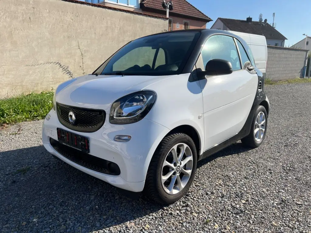 Photo 1 : Smart Fortwo 2019 Non renseigné