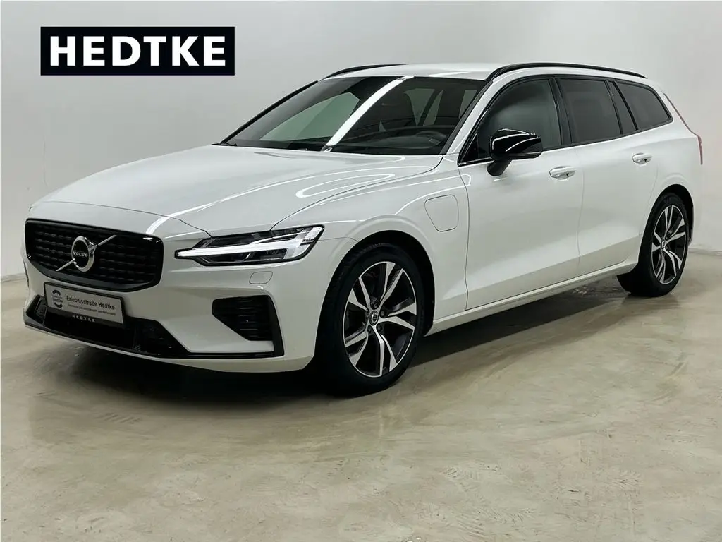 Photo 1 : Volvo V60 2022 Hybride