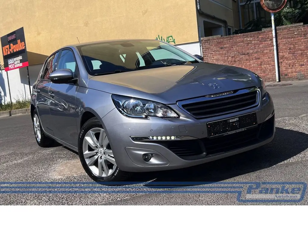 Photo 1 : Peugeot 308 2015 Petrol