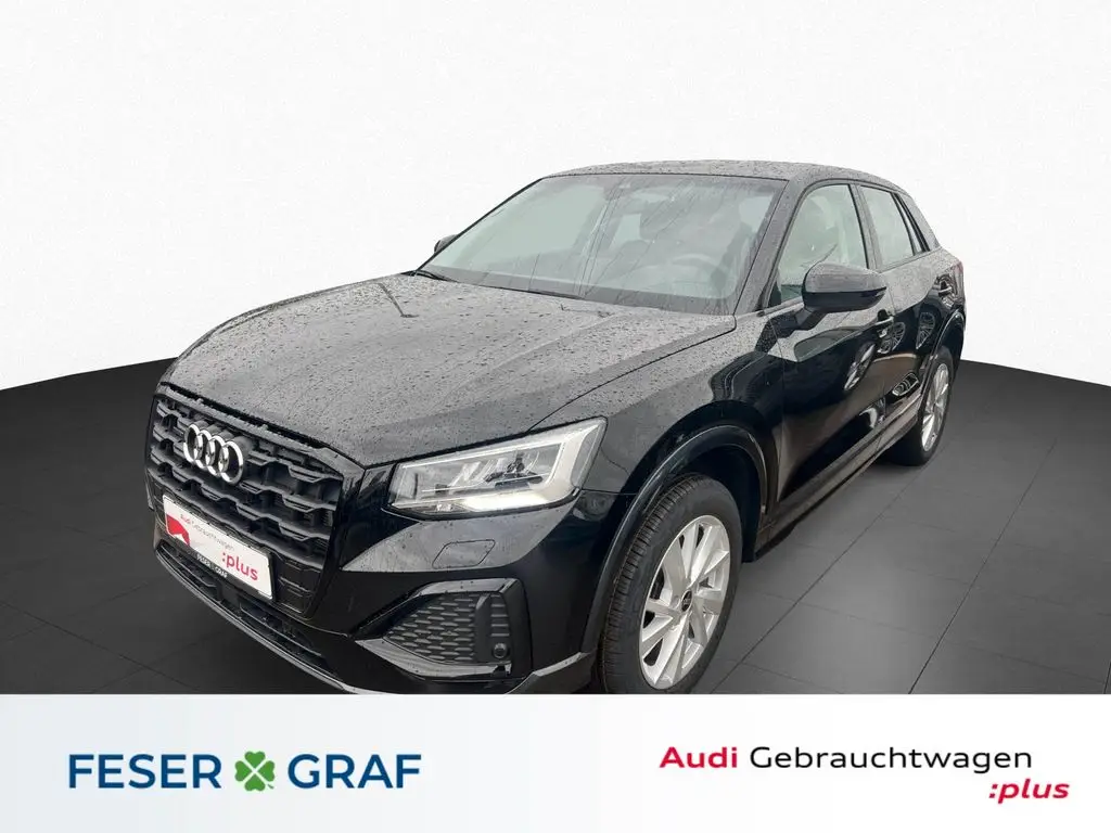 Photo 1 : Audi Q2 2023 Essence