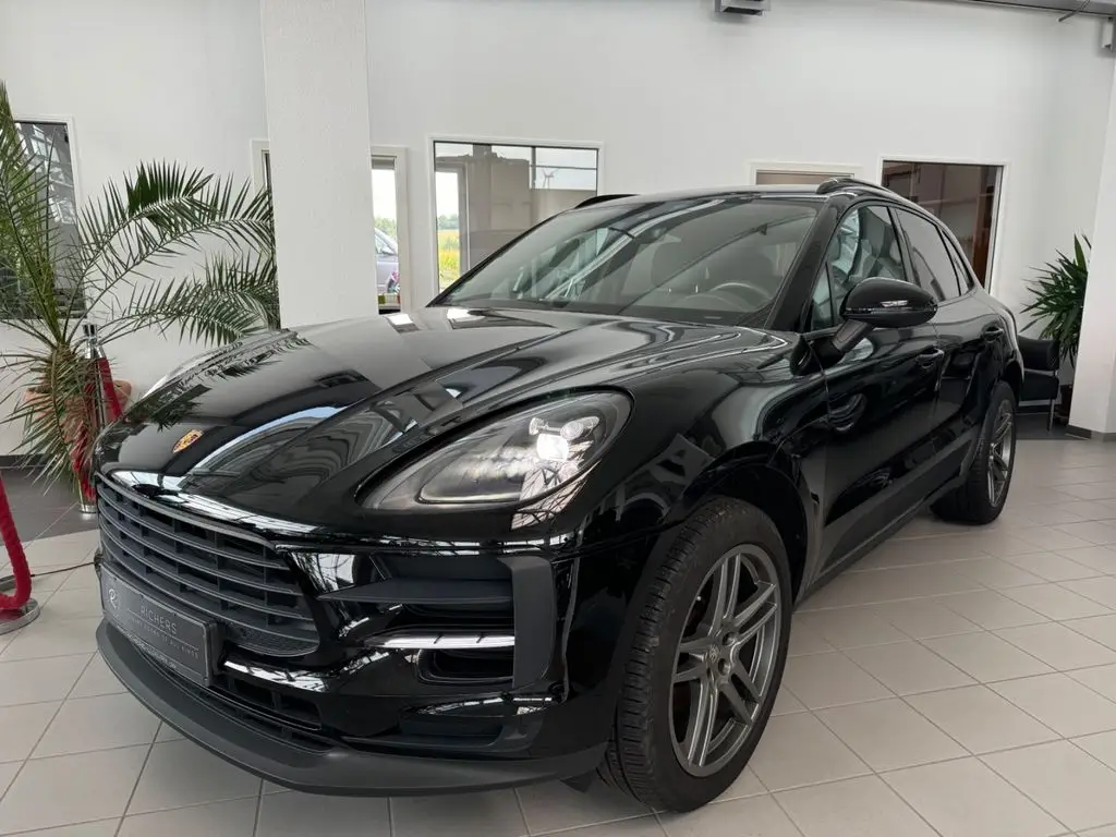 Photo 1 : Porsche Macan 2019 Petrol