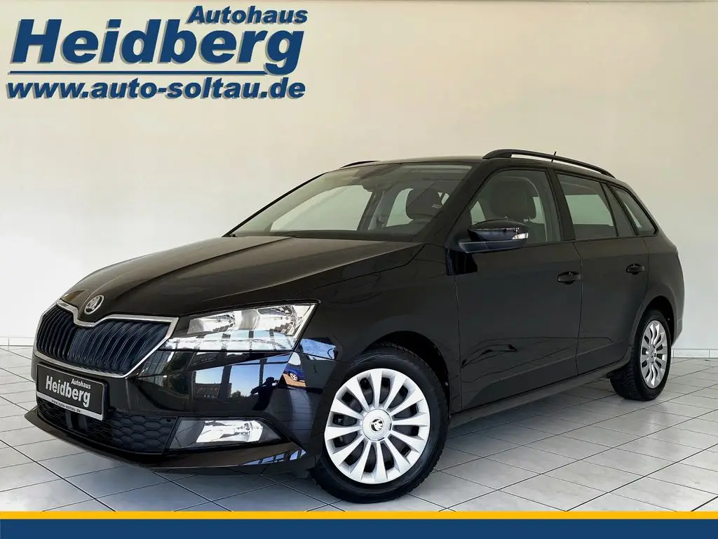 Photo 1 : Skoda Fabia 2021 Essence