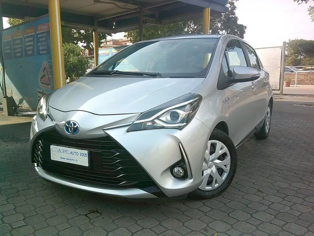 Photo 1 : Toyota Yaris 2020 Hybride