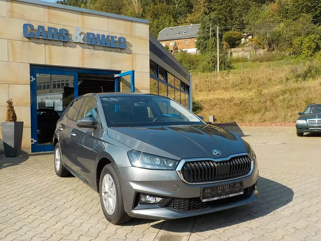 Photo 1 : Skoda Fabia 2023 Essence