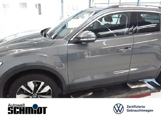 Photo 1 : Volkswagen T-roc 2023 Petrol