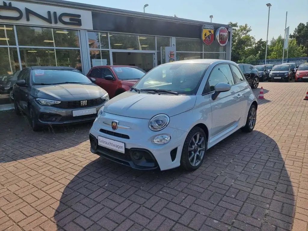 Photo 1 : Abarth 595 2022 Essence