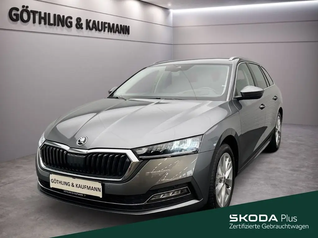 Photo 1 : Skoda Octavia 2024 Petrol