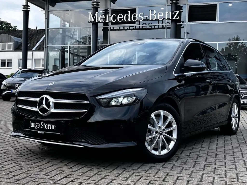 Photo 1 : Mercedes-benz Classe B 2022 Essence