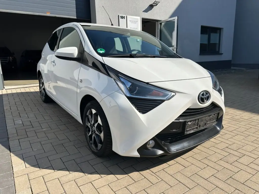 Photo 1 : Toyota Aygo X 2020 Petrol