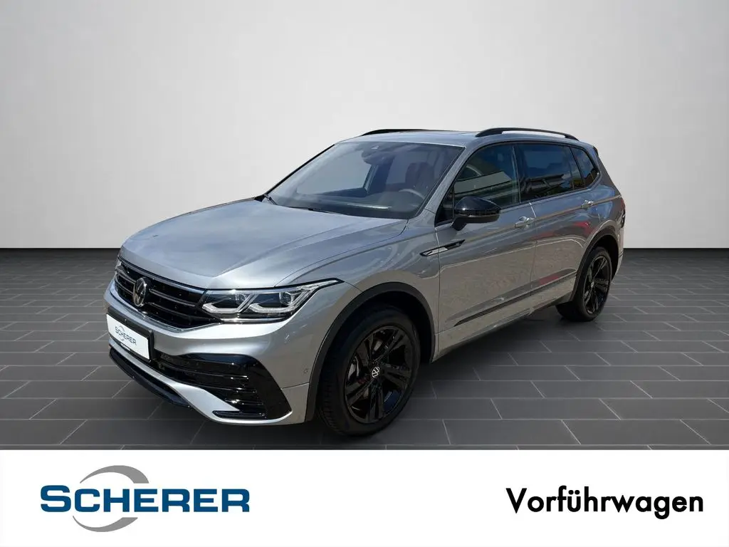 Photo 1 : Volkswagen Tiguan 2024 Petrol