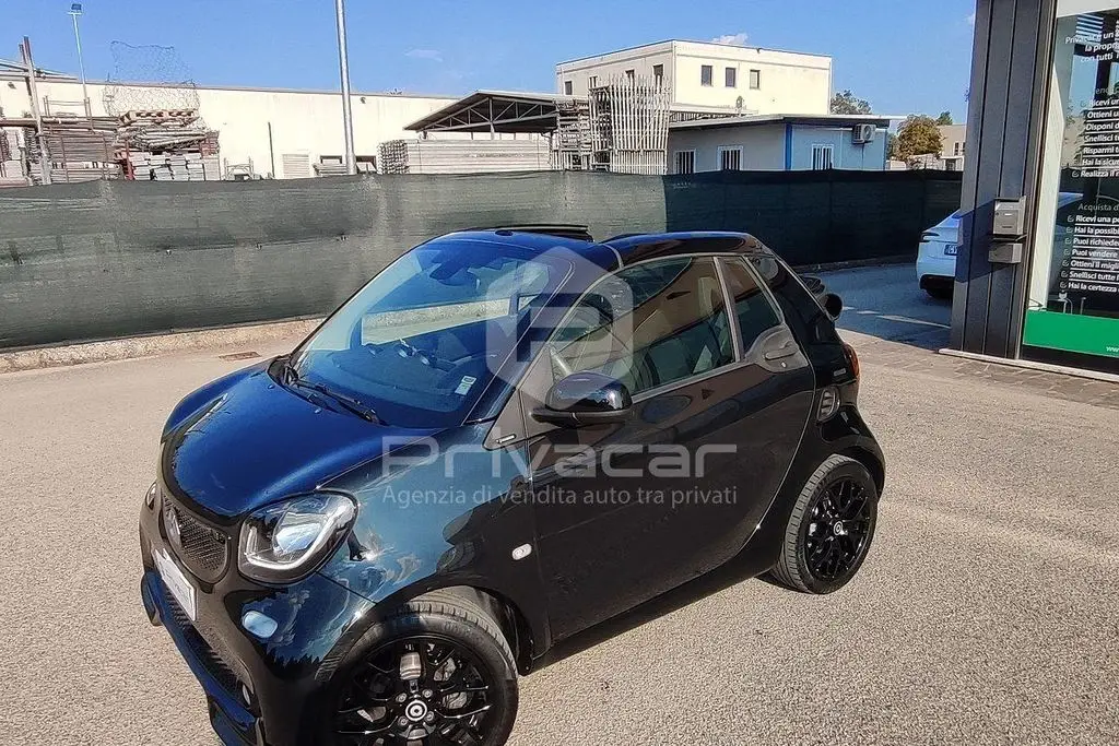 Photo 1 : Smart Fortwo 2019 Essence