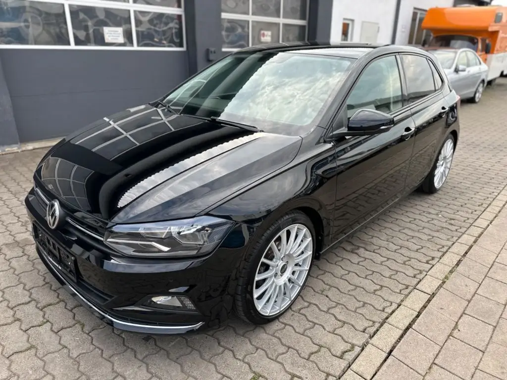 Photo 1 : Volkswagen Polo 2019 Petrol