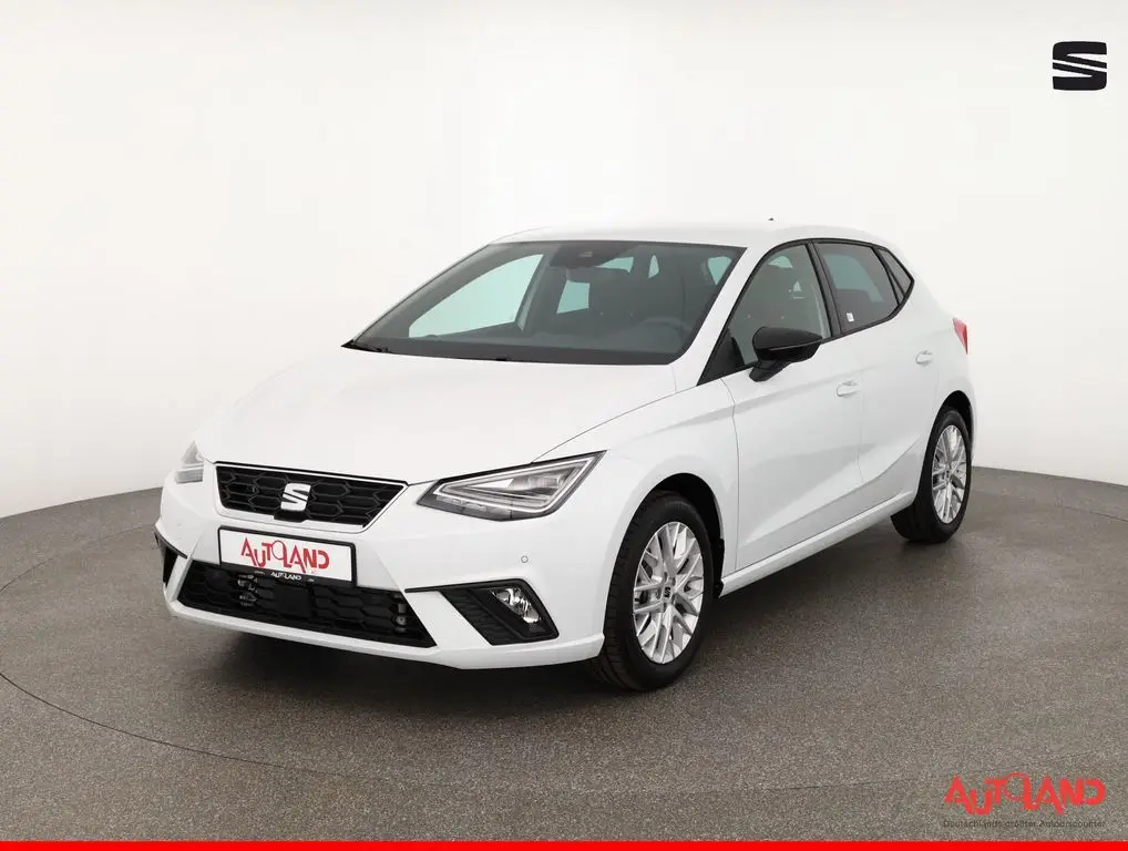 Photo 1 : Seat Ibiza 2024 Petrol